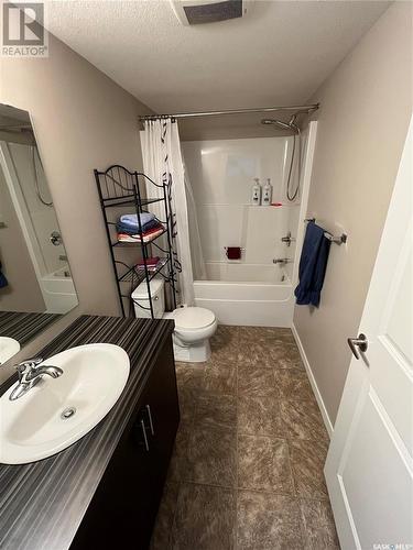 1107 5500 Mitchinson Way, Regina, SK - Indoor Photo Showing Bathroom