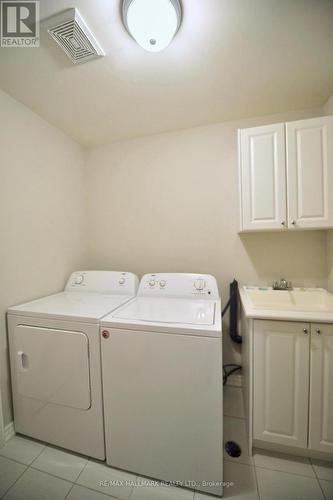 178 Bayview Avenue, Georgina, ON - Indoor Photo Showing Laundry Room