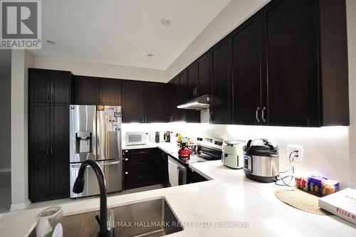 178 Bayview Avenue, Georgina, ON - Indoor Photo Showing Kitchen