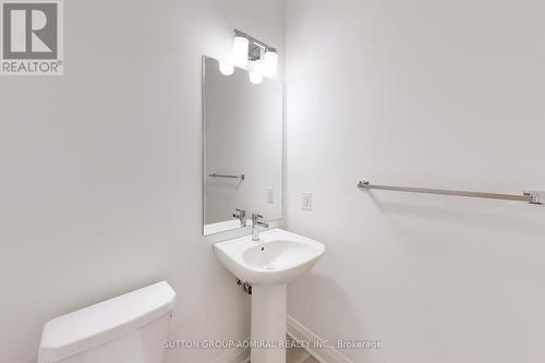 Potl 26 - 300 Atkinson Avenue, Vaughan, ON - Indoor Photo Showing Bathroom