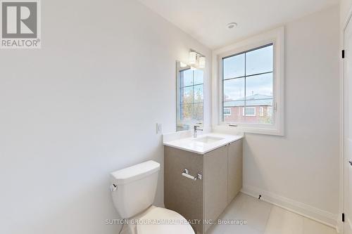 Potl 26 - 300 Atkinson Avenue, Vaughan, ON - Indoor Photo Showing Bathroom