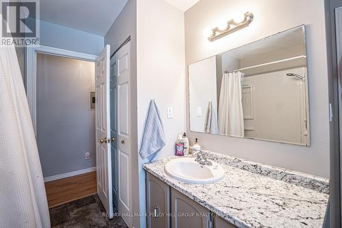 53 Ward Avenue, Oro-Medonte, ON - Indoor Photo Showing Bathroom