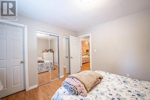 53 Ward Avenue, Oro-Medonte, ON - Indoor Photo Showing Bedroom