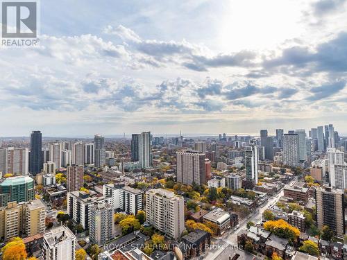 3906 - 55 Charles Street E, Toronto, ON - Outdoor With View