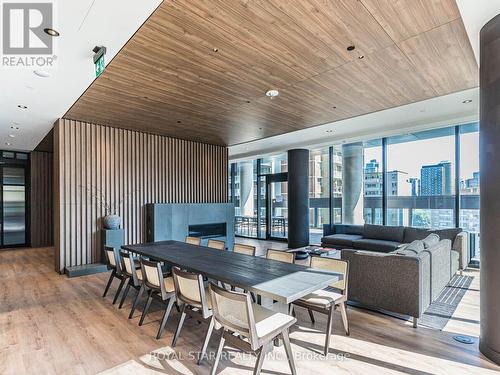 3906 - 55 Charles Street E, Toronto, ON - Indoor Photo Showing Dining Room