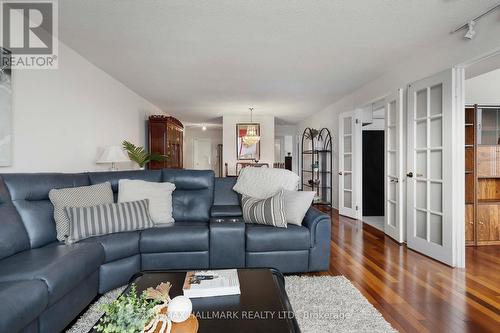 1804 - 88 Corporate Drive, Toronto, ON - Indoor Photo Showing Living Room