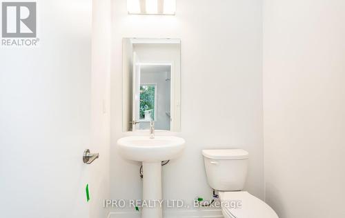 81 - 10 William Jackson Way, Toronto, ON - Indoor Photo Showing Bathroom