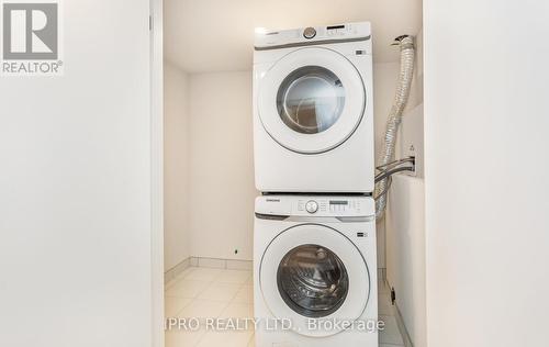 81 - 10 William Jackson Way, Toronto, ON - Indoor Photo Showing Laundry Room