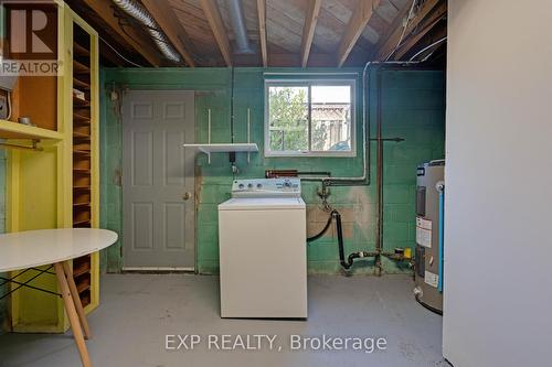 846 Mississauga Valley Boulevard, Mississauga, ON - Indoor Photo Showing Laundry Room