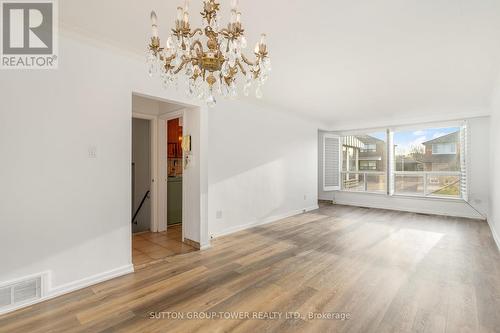 126 Giltspur Drive, Toronto, ON - Indoor Photo Showing Other Room