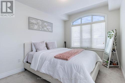 1352 Restivo Lane, Milton, ON - Indoor Photo Showing Bedroom