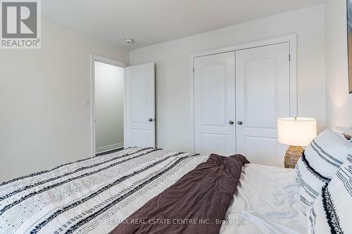 1352 Restivo Lane, Milton, ON - Indoor Photo Showing Bedroom