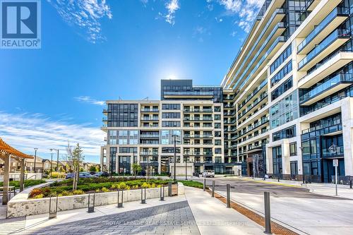 906 - 3200 William Coltson Avenue, Oakville, ON - Outdoor With Balcony With Facade