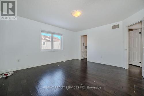 34 Andover Drive, Woolwich, ON - Indoor Photo Showing Other Room