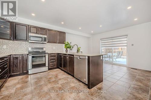 34 Andover Drive, Woolwich, ON - Indoor Photo Showing Kitchen With Stainless Steel Kitchen With Upgraded Kitchen