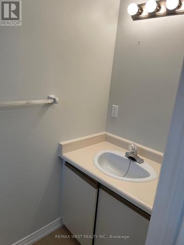 1 - 2322 Marine Drive, Oakville, ON - Indoor Photo Showing Bathroom