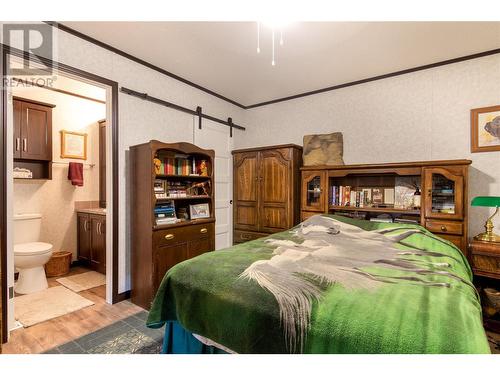 3201 Creighton Valley Road, Cherryville, BC - Indoor Photo Showing Bedroom