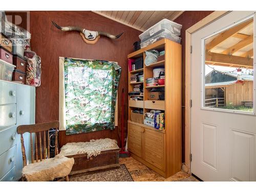 3201 Creighton Valley Road, Cherryville, BC - Indoor Photo Showing Other Room