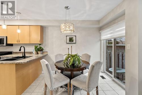 8 Odessa Crescent, Whitby (Rolling Acres), ON - Indoor Photo Showing Dining Room