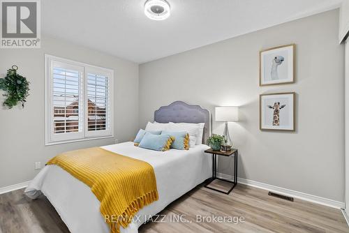 8 Odessa Crescent, Whitby (Rolling Acres), ON - Indoor Photo Showing Bedroom