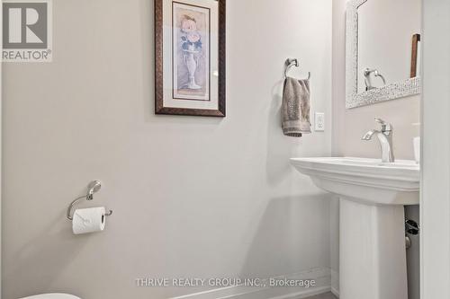 Second floor powder room - 44 - 3025 Singleton Avenue, London, ON - Indoor Photo Showing Bathroom