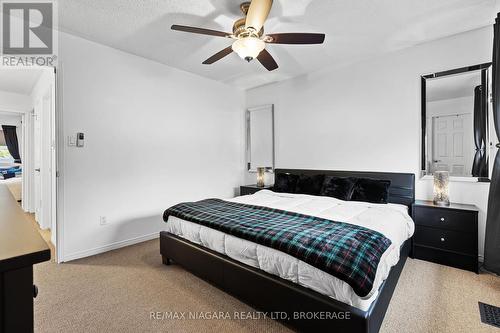 160 Dorothy Street, St. Catharines (443 - Lakeport), ON - Indoor Photo Showing Bedroom