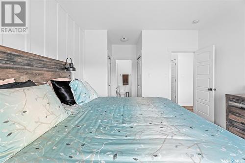 90 Clunie Court, Moose Jaw, SK - Indoor Photo Showing Bedroom