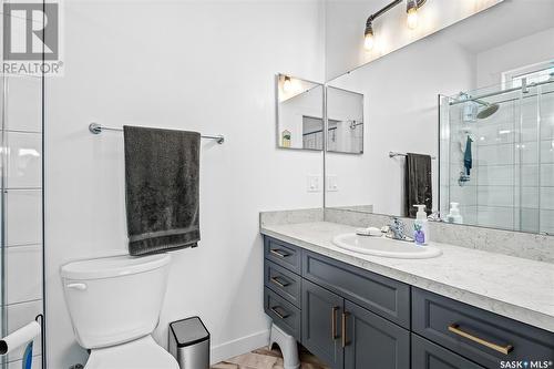 90 Clunie Court, Moose Jaw, SK - Indoor Photo Showing Bathroom