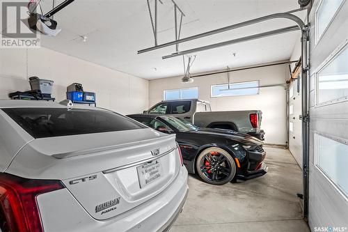 90 Clunie Court, Moose Jaw, SK - Indoor Photo Showing Garage