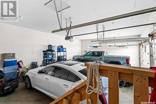 90 Clunie Court, Moose Jaw, SK - Indoor Photo Showing Garage