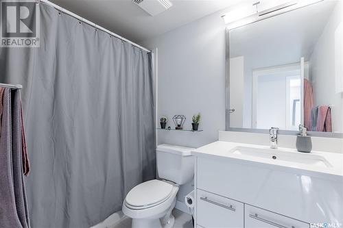 C105 415 Hunter Road, Saskatoon, SK - Indoor Photo Showing Bathroom