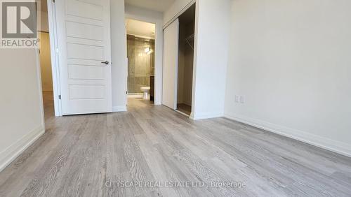 313 - 1415 Dundas Street E, Oakville, ON - Indoor Photo Showing Other Room