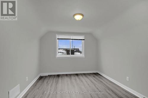 1214 Foxbar Avenue, Ottawa, ON - Indoor Photo Showing Other Room