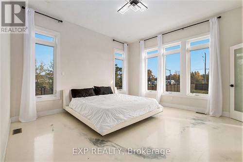 635 Ballycastle Crescent, Ottawa, ON - Indoor Photo Showing Bedroom