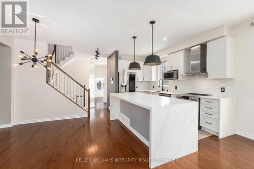 134 Abetti Ridge, Ottawa, ON - Indoor Photo Showing Kitchen With Upgraded Kitchen