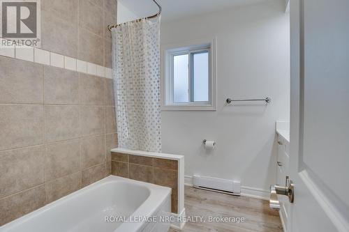 27 Doncaster Boulevard, St. Catharines (446 - Fairview), ON - Indoor Photo Showing Bathroom