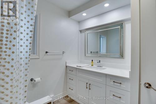 27 Doncaster Boulevard, St. Catharines (446 - Fairview), ON - Indoor Photo Showing Bathroom