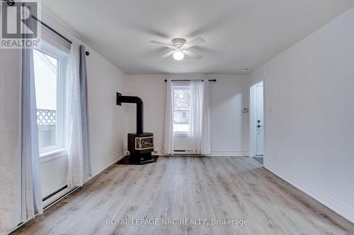 27 Doncaster Boulevard, St. Catharines (446 - Fairview), ON - Indoor Photo Showing Other Room