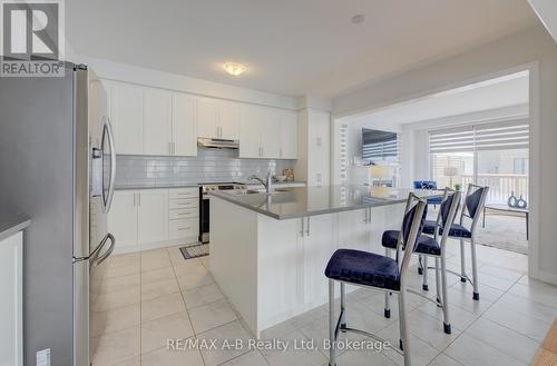 928 Sobeski Avenue, Woodstock (Woodstock - North), ON - Indoor Photo Showing Kitchen With Double Sink With Upgraded Kitchen