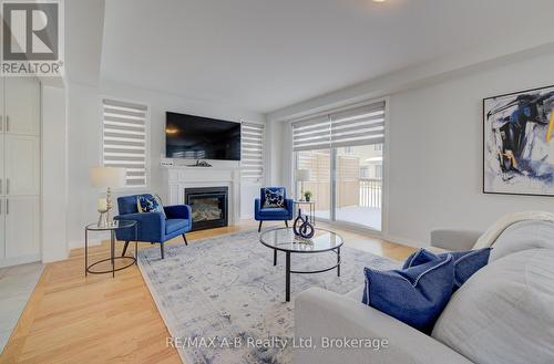 928 Sobeski Avenue, Woodstock (Woodstock - North), ON - Indoor Photo Showing Living Room With Fireplace