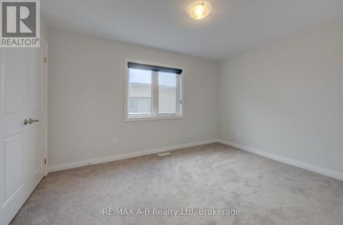 928 Sobeski Avenue, Woodstock (Woodstock - North), ON - Indoor Photo Showing Other Room