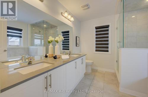 928 Sobeski Avenue, Woodstock (Woodstock - North), ON - Indoor Photo Showing Bathroom