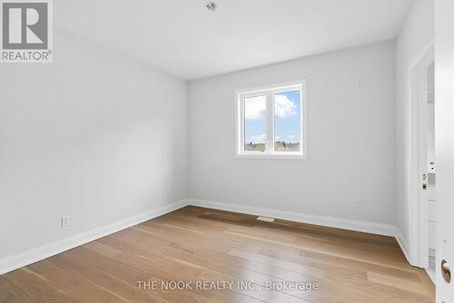 396 Frontier Court, Pickering (Rosebank), ON - Indoor Photo Showing Other Room