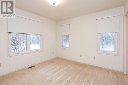 15 - 5 Heritage Way, Kawartha Lakes (Lindsay), ON - Indoor Photo Showing Other Room