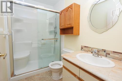 15 - 5 Heritage Way, Kawartha Lakes (Lindsay), ON - Indoor Photo Showing Bathroom