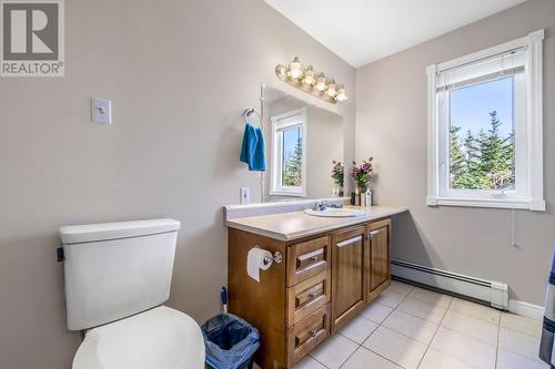 175 Middle Cove Road, Logy Bay Middle Cove Outer Cove, NL - Indoor Photo Showing Bathroom