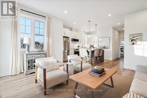 3 - 29 Cyclone Way, Fort Erie (337 - Crystal Beach), ON - Indoor Photo Showing Living Room