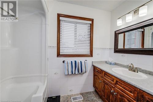 Bathroom on the lower level - 48 Wayne Avenue, Cambridge, ON - Indoor Photo Showing Bathroom