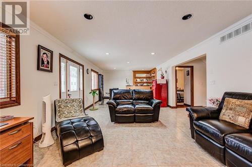 Rec. room with walk out to back yard - 48 Wayne Avenue, Cambridge, ON - Indoor Photo Showing Living Room