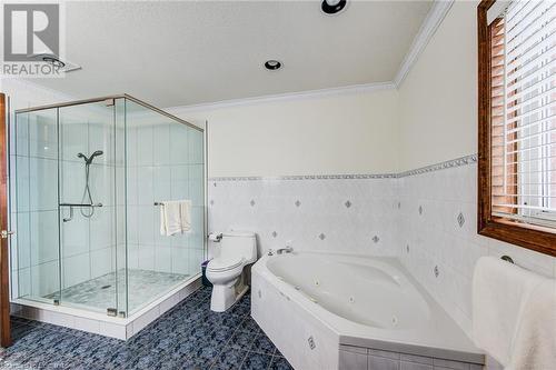 48 Wayne Avenue, Cambridge, ON - Indoor Photo Showing Bathroom